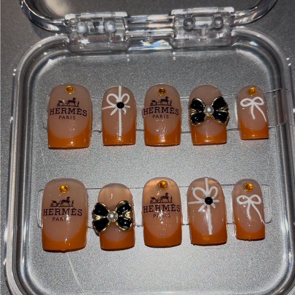 10 PC Hand Crafted H Nails NWT *CLEARANCE*